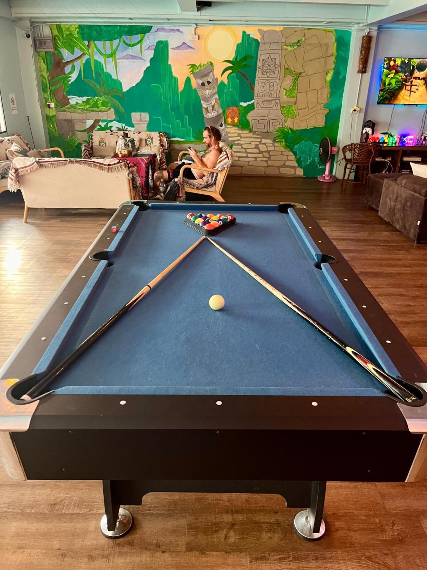 Tiki Tribe Bar & Hostel Ko Tao Dış mekan fotoğraf